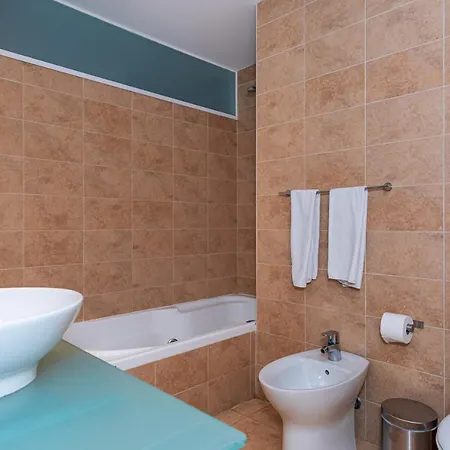 Weforyou Higueron 4k Apartment